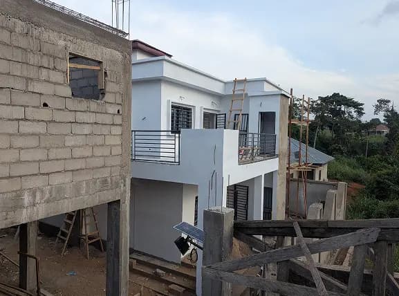 Duplex résidentiel à Odza